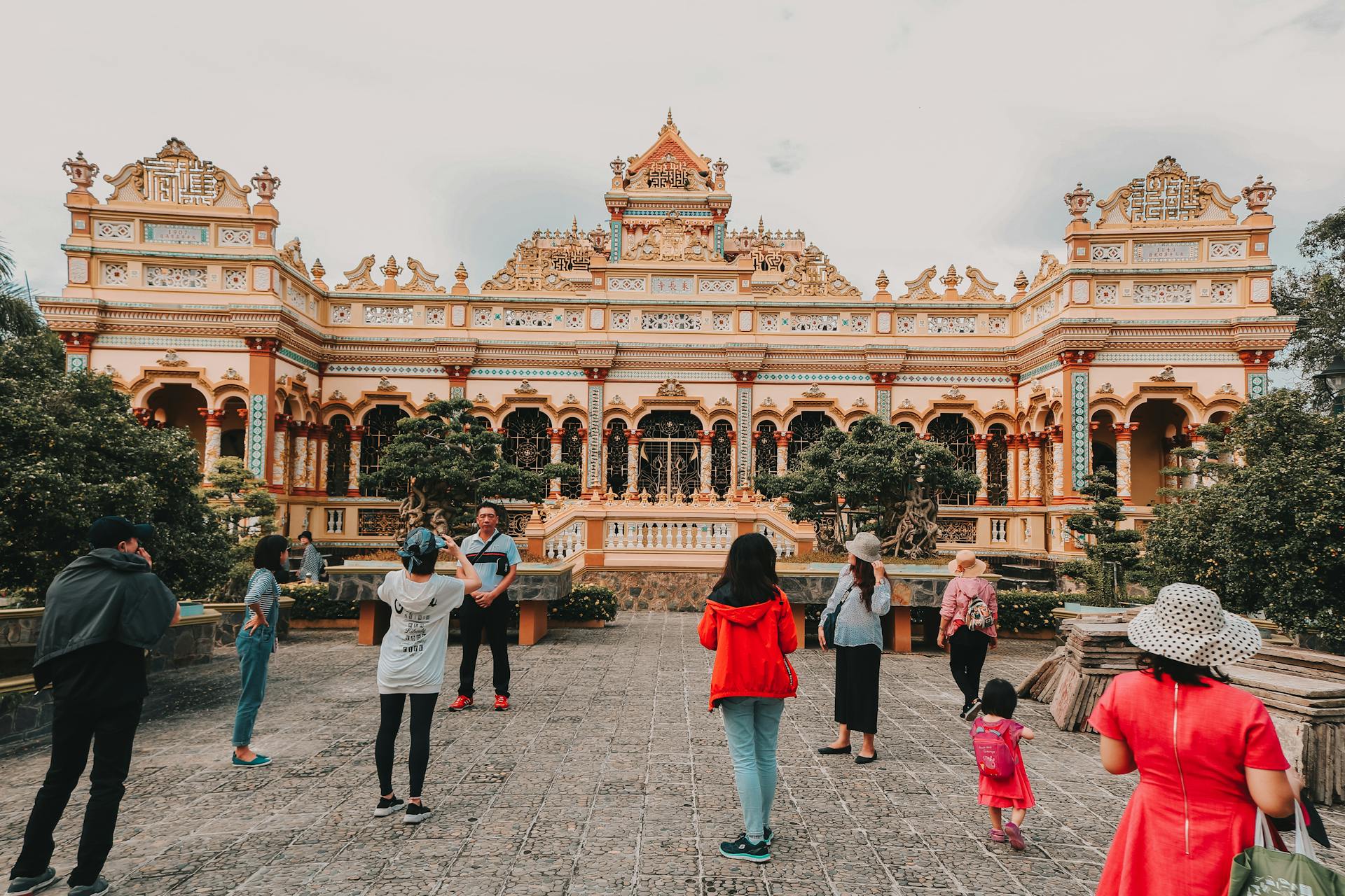 My Tho Buddhist Pagoda - Capture the majestic beauty of Mekong’s temple landmarks